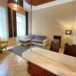 Basilica Center Apartman
